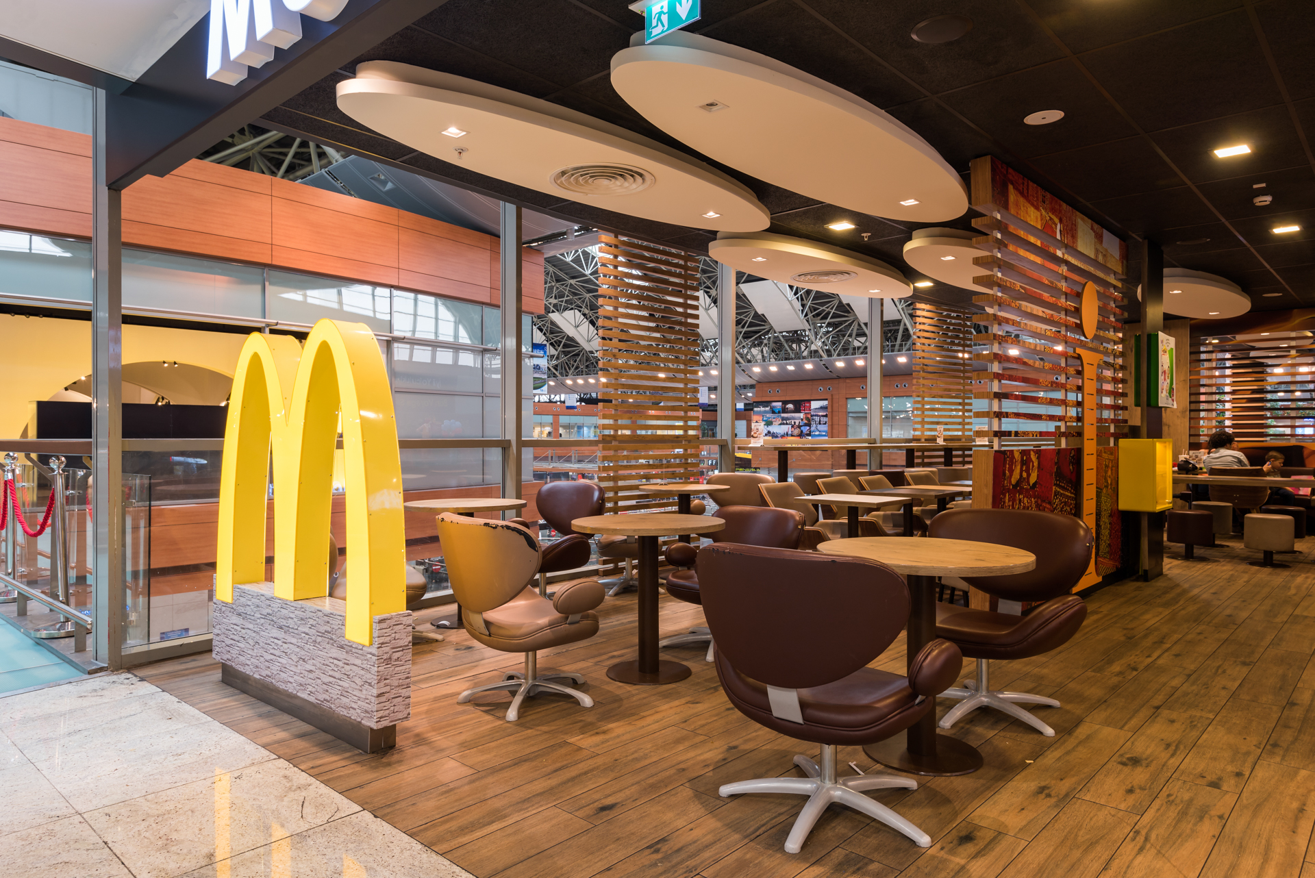 McDonald's Restoran Fotoğraf Çekimi